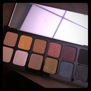 Laura Mercier Hidden Gems Eyeshadow Palette